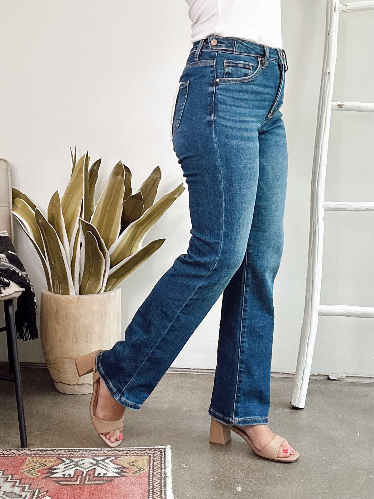 Rae High Rise Ankle Straight Jean