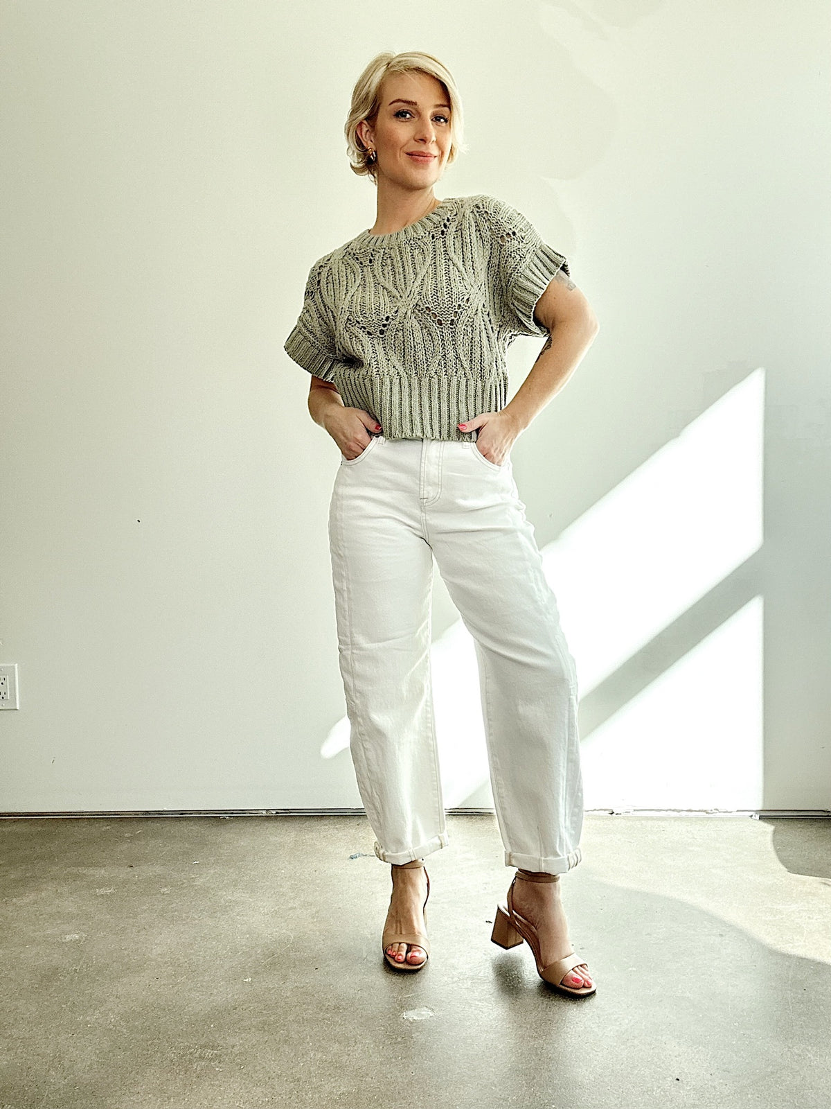 Lara High Rise Barrel Jeans Cream