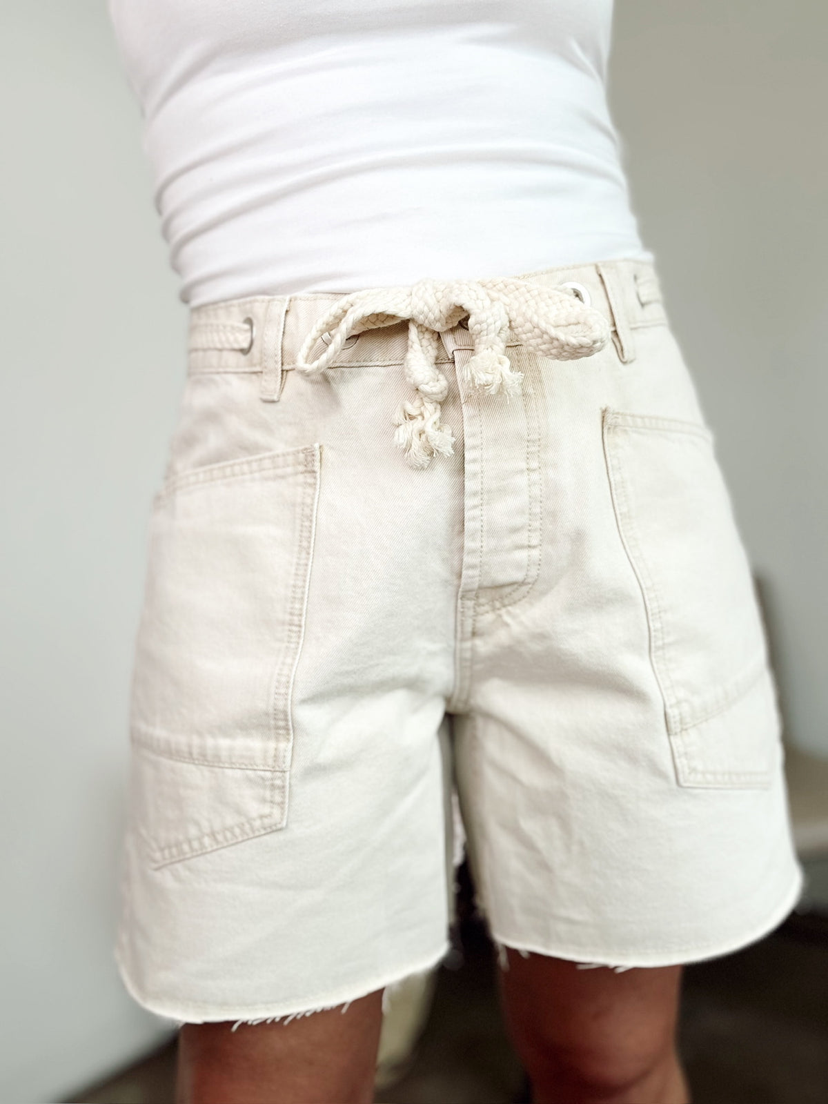 Marsha Barrel Shorts Cream