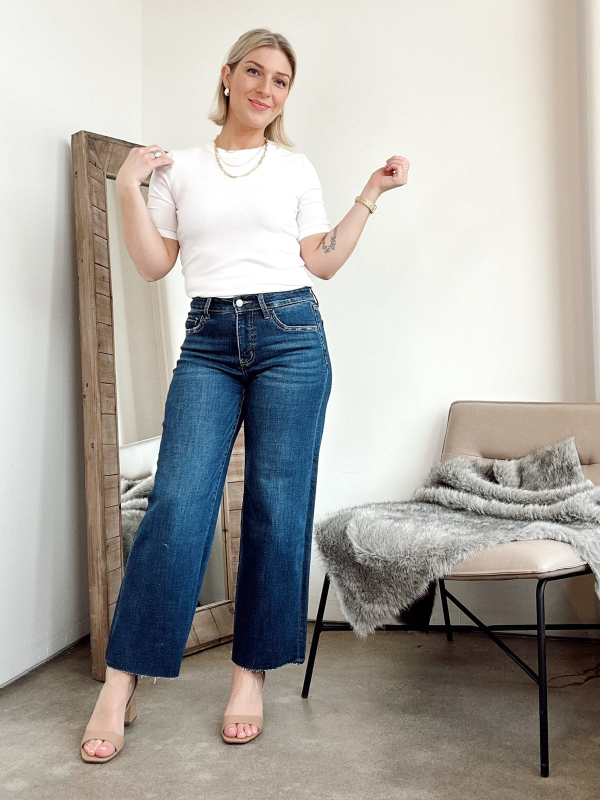 Ellory Mid Rise Wide Leg Jeans