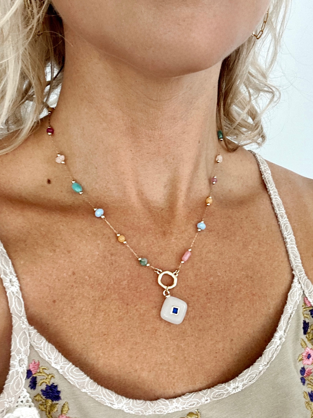 Multicolor Stone Pendant Station Necklace - GDMT2