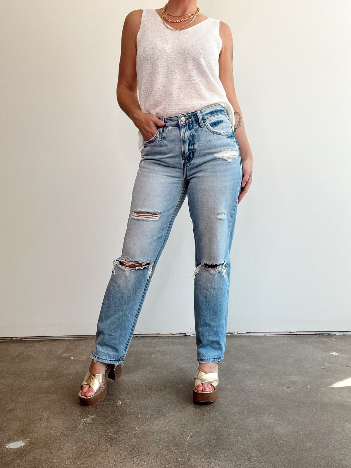 Juno High Rise Distressed Straight Jeans