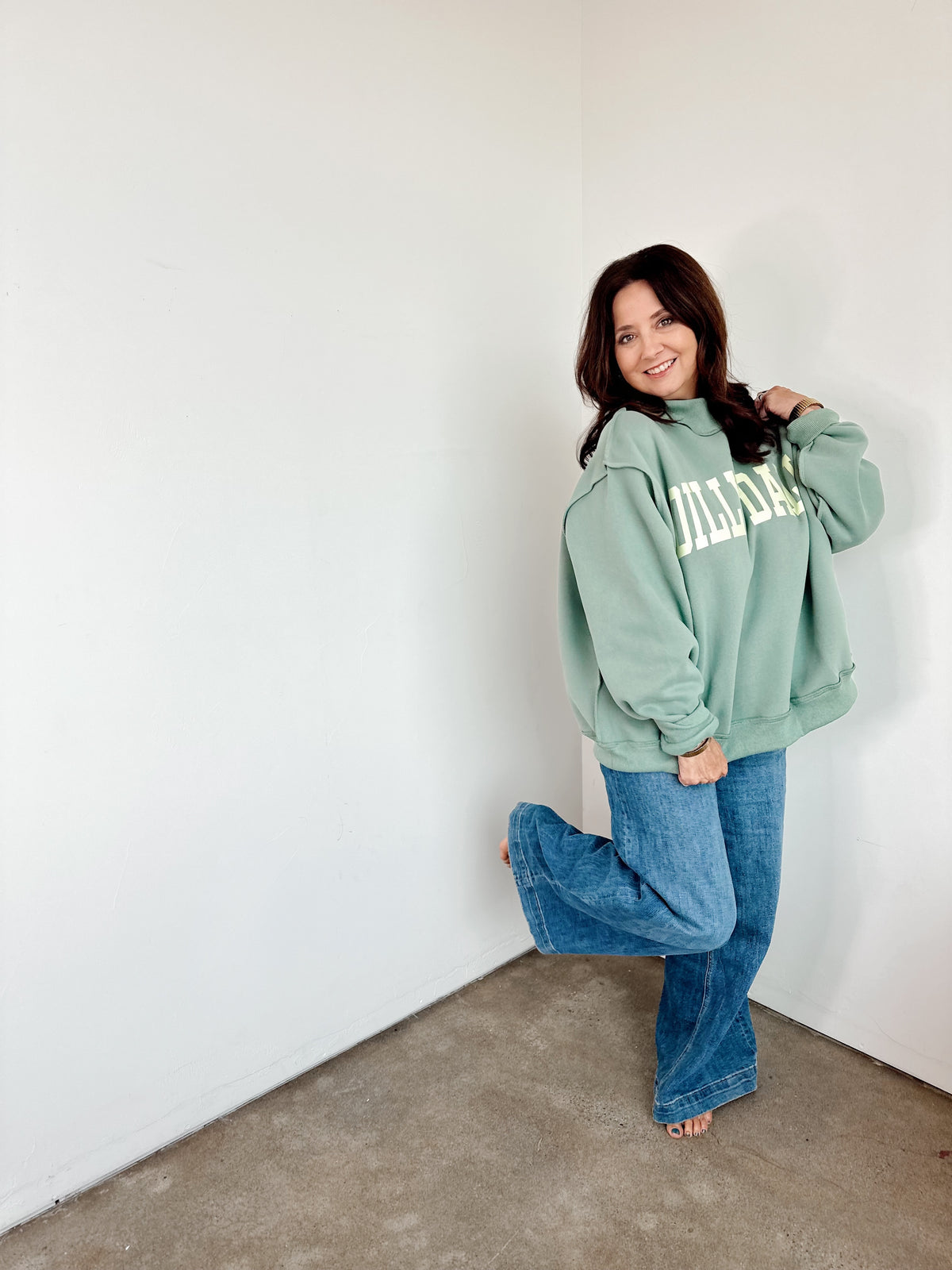 Dilly Dally Mockneck Sweatshirt
