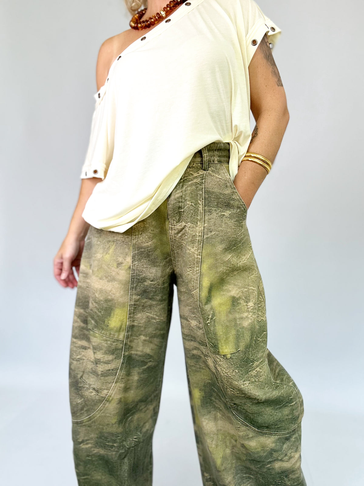 Joey Camo Print Barrel Leg Carpenter Jeans