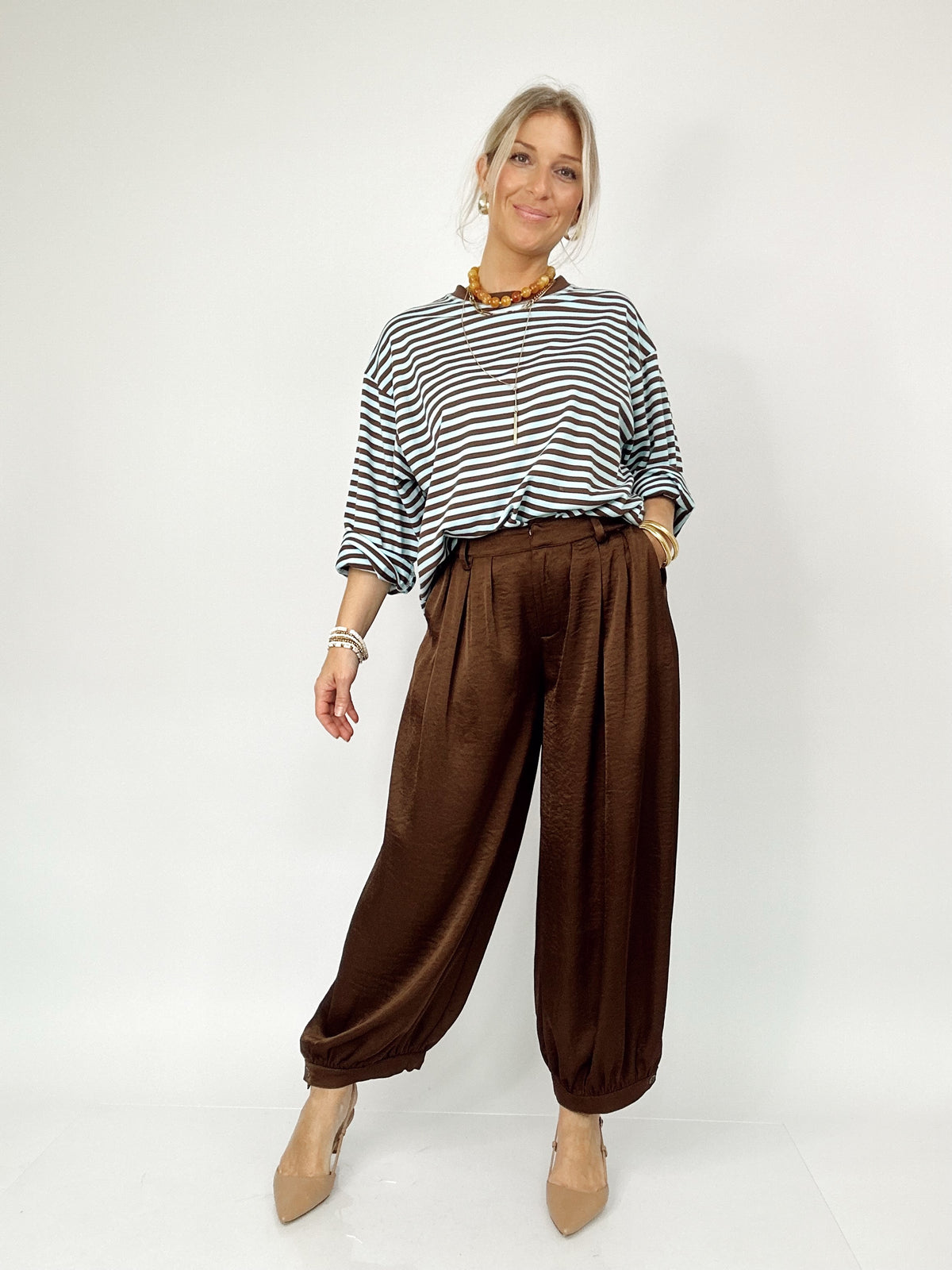 Della Satin Shirring Baggy Dress Pants Brown