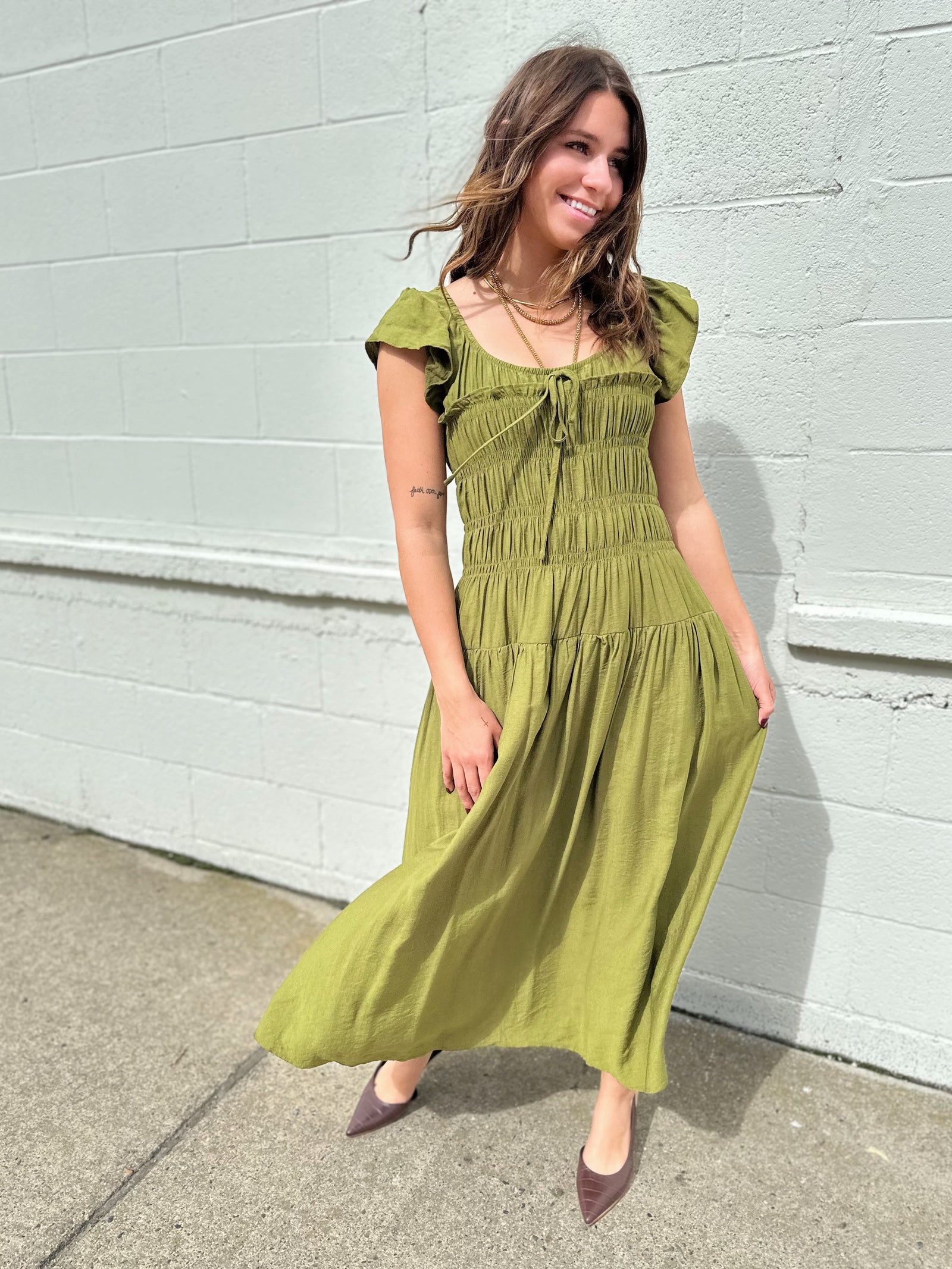 Londyn Midi Dress Olive