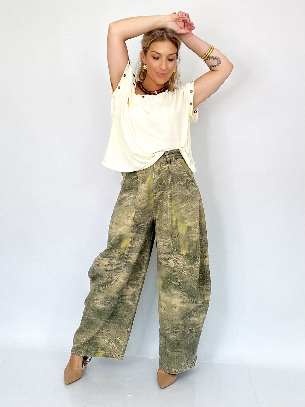 Joey Camo Print Barrel Leg Carpenter Jeans