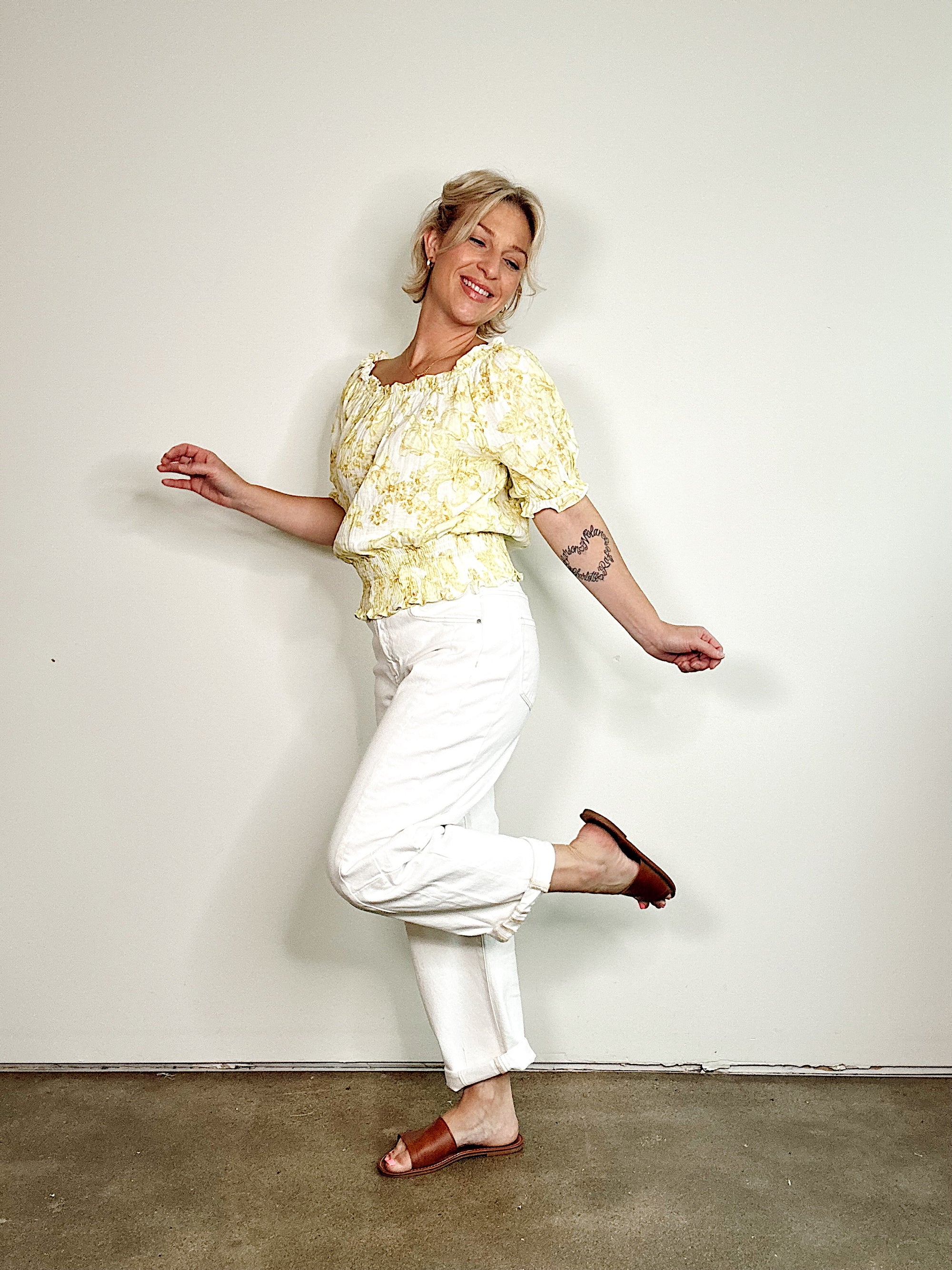 Allison Off Shoulder Top Lemon