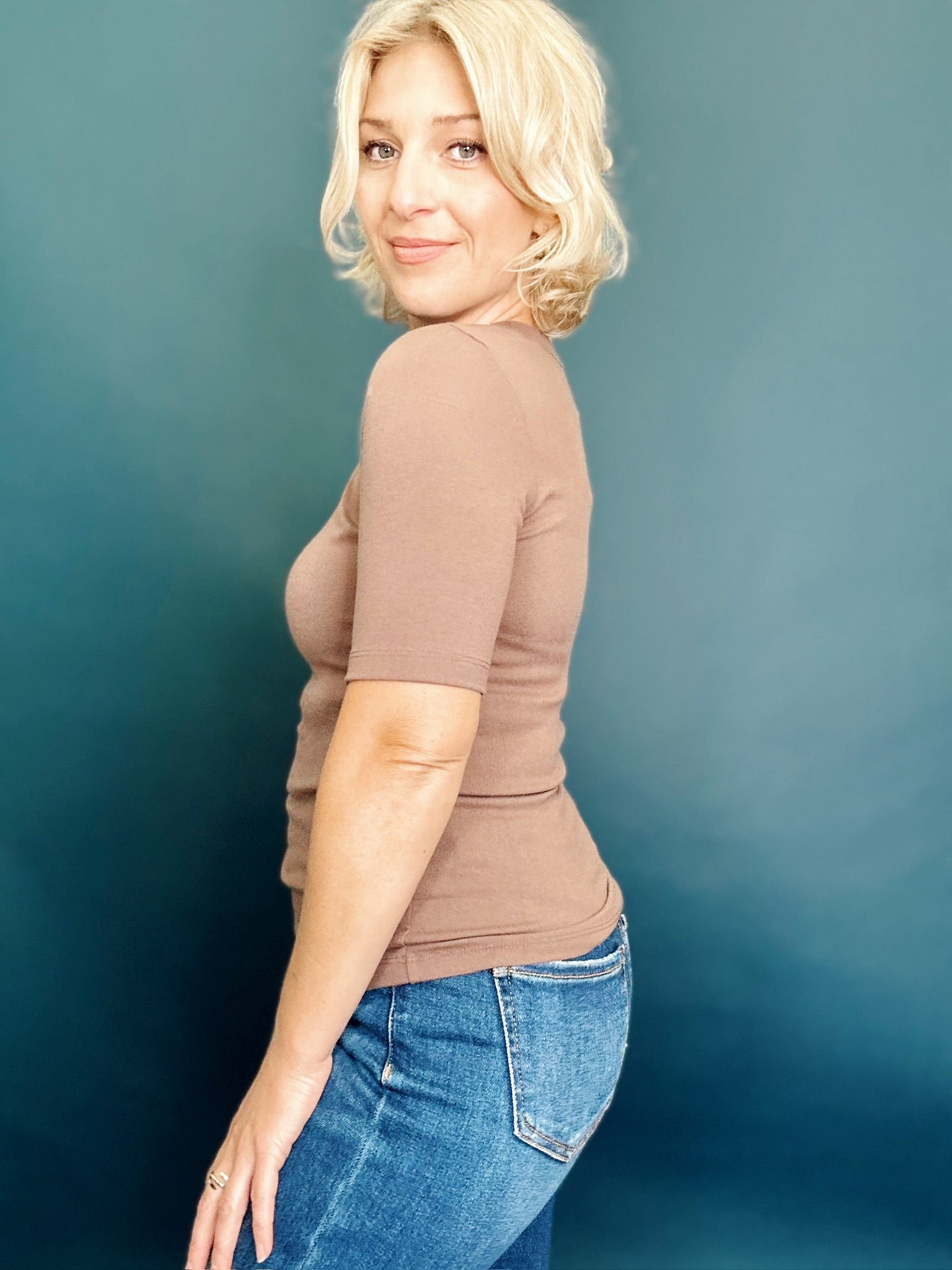 Chris Basic Top Brown
