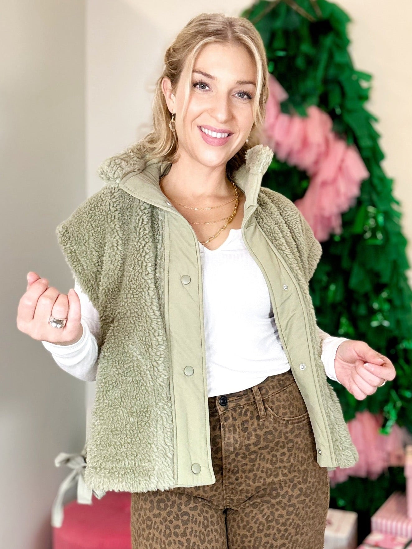 Morgan Sherpa Vest S. Olive