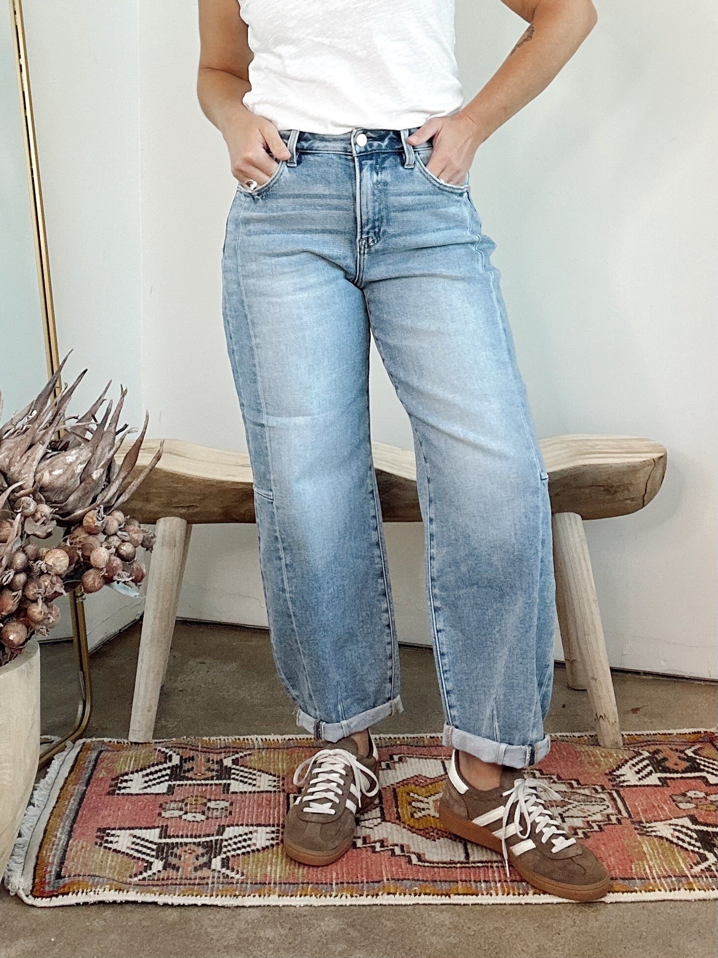 Lara High Rise Barrel Jeans Medium Wash