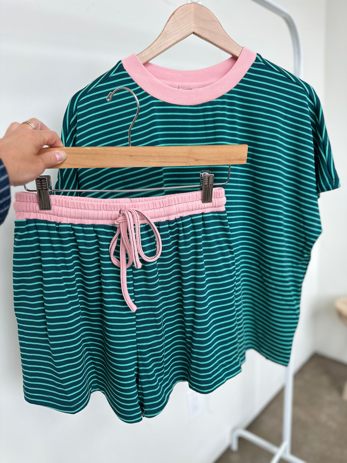 Annie Striped Tee &amp; Shore Set Green