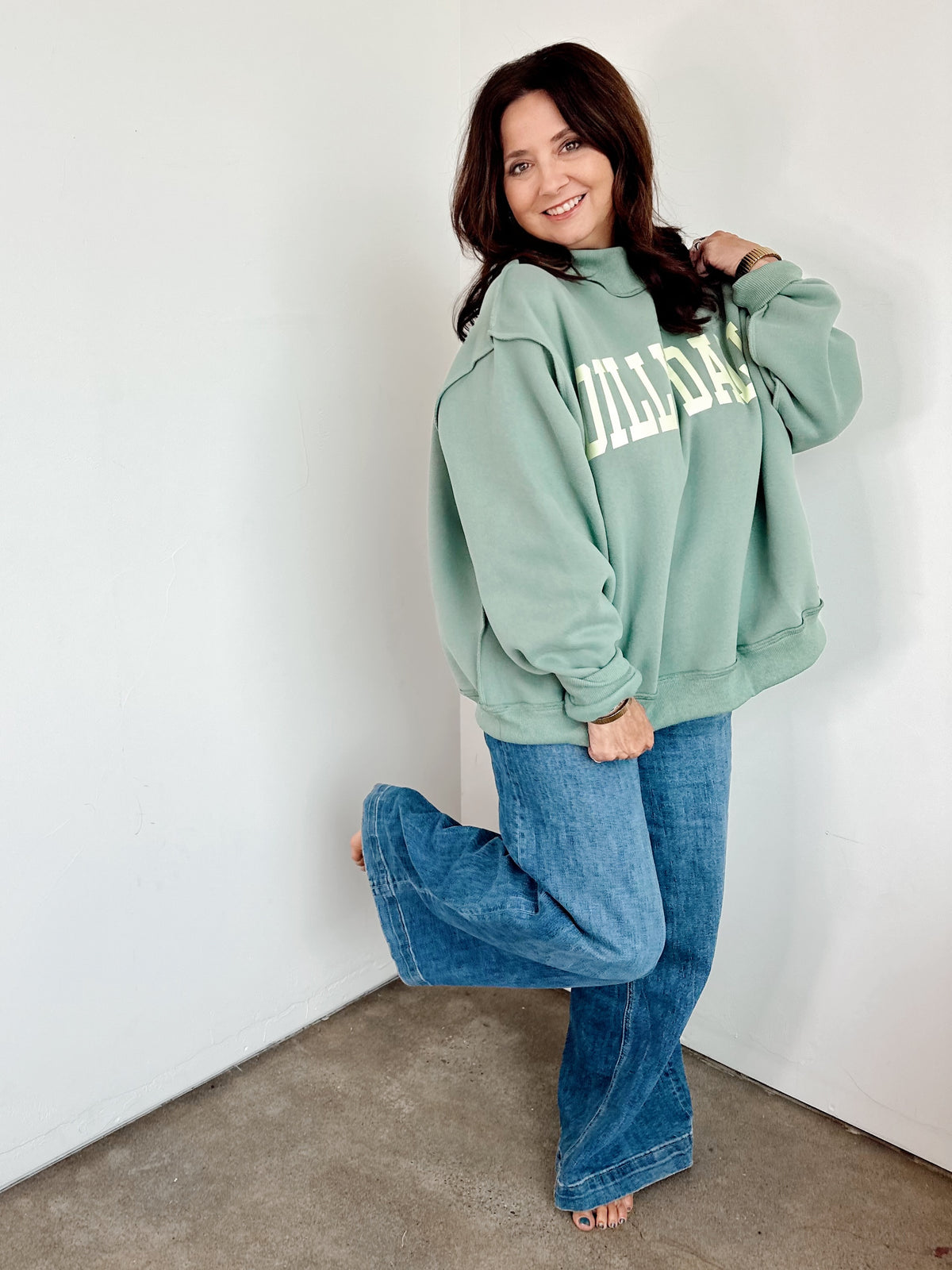 Dilly Dally Mockneck Sweatshirt