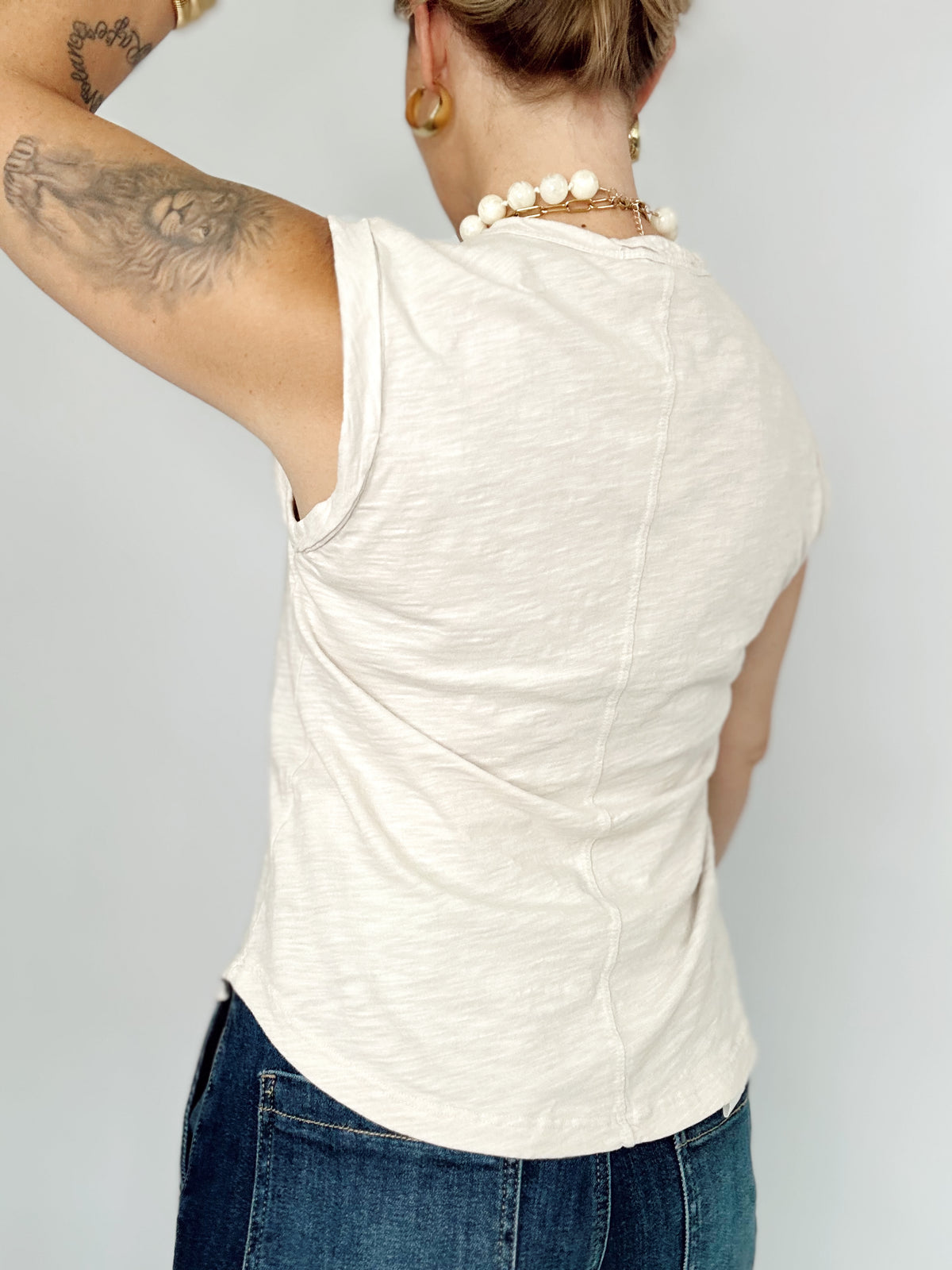 Tillie Tee Stone