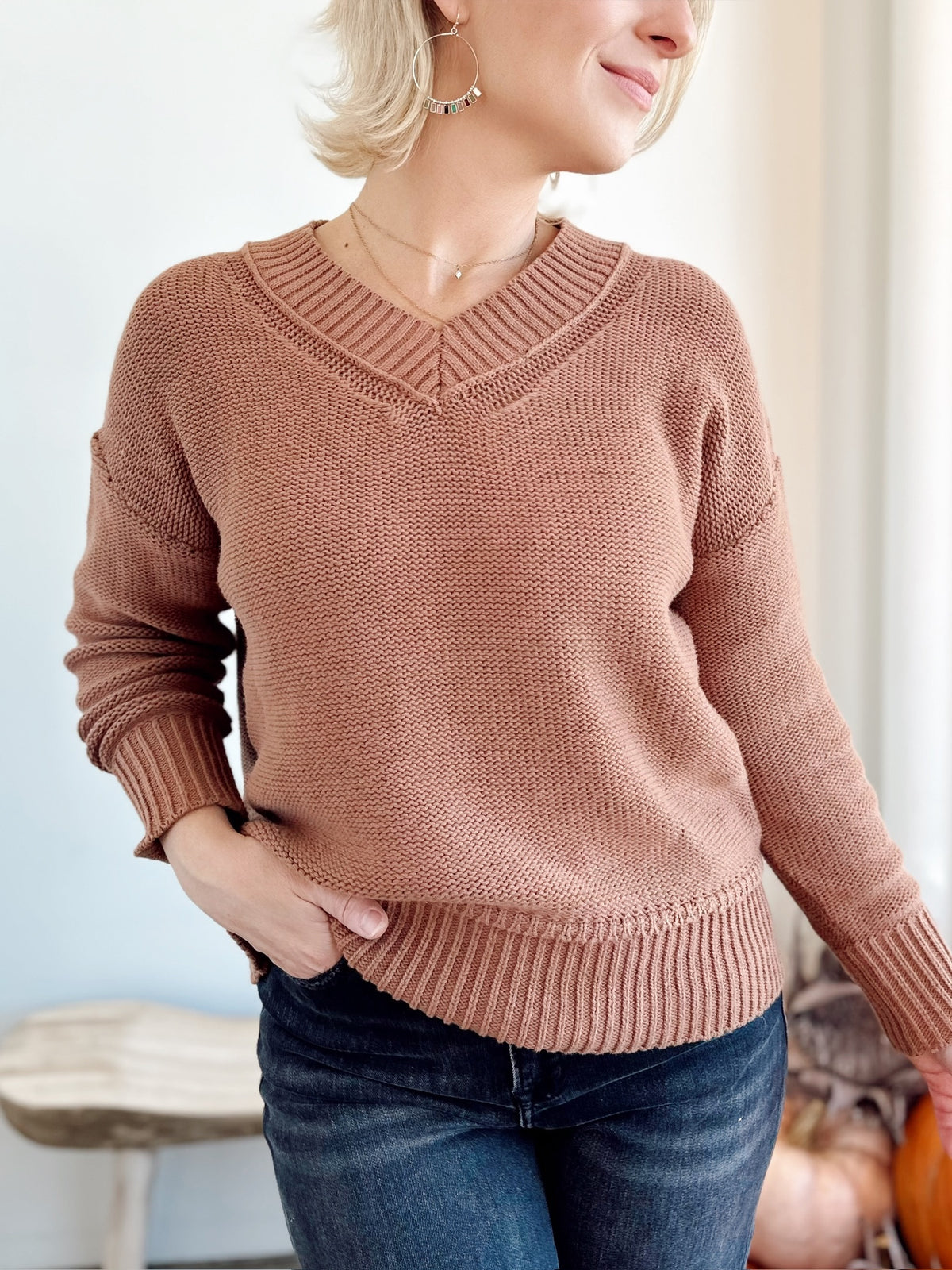 Lonnie V-Neck Sweater Clay