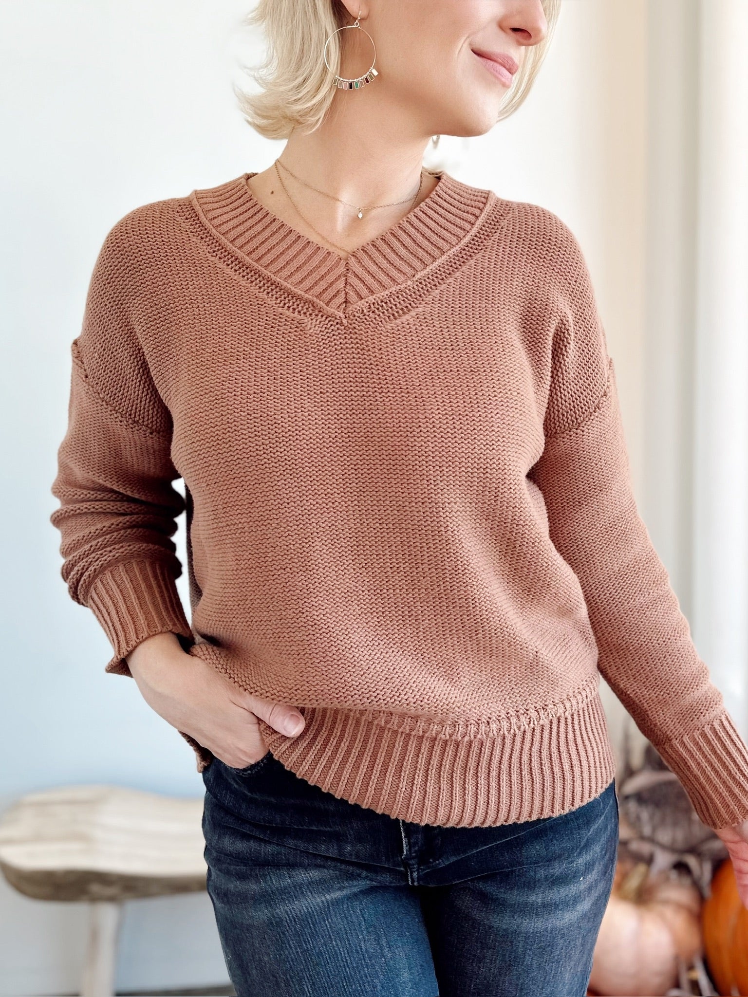 Lonnie V-Neck Sweater Clay