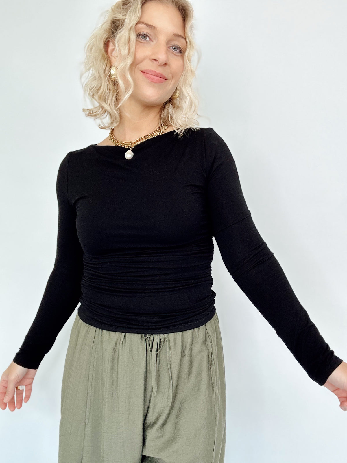 Remi Boat Neck Long Sleeve Top Black