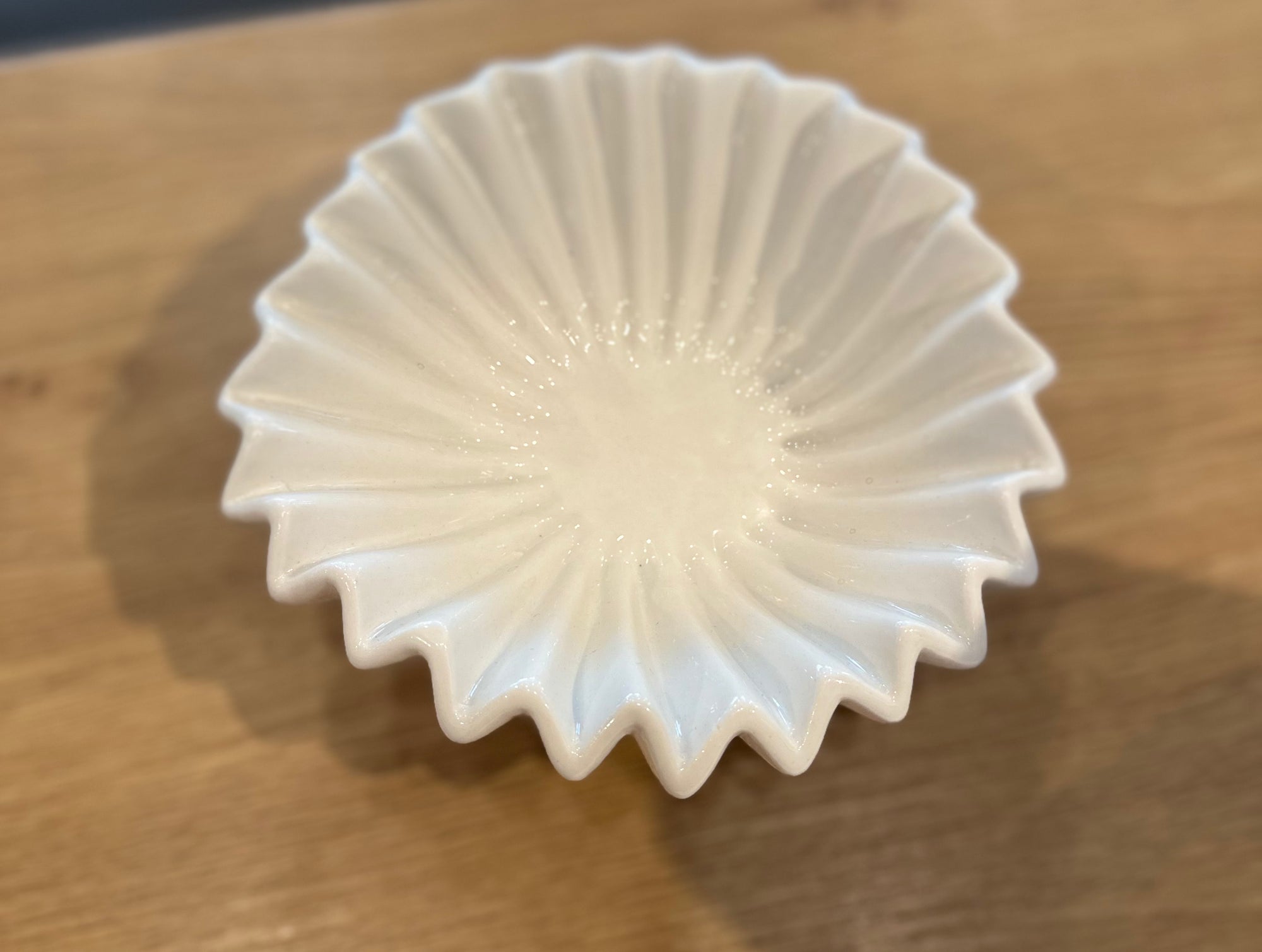 Stoneware Fluted Bowl White