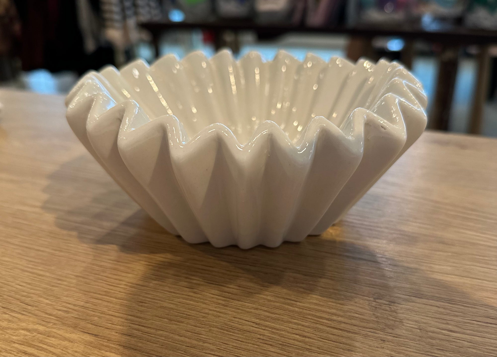 Stoneware Fluted Bowl White