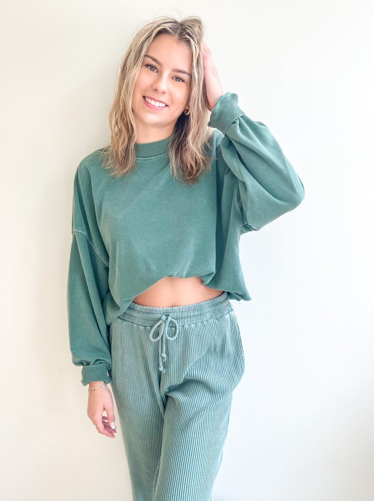 Darcy Cropped Sweatshirt