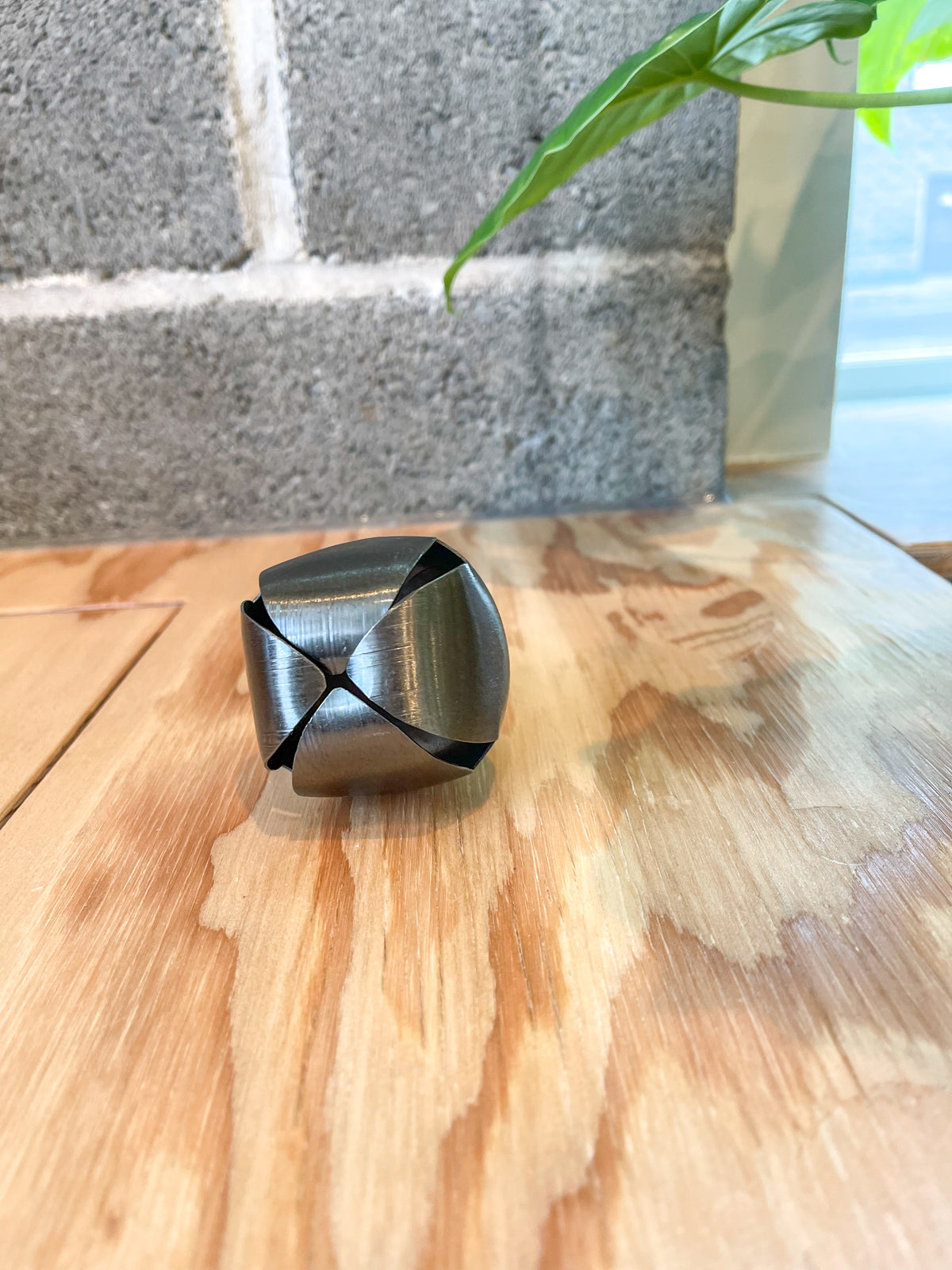 XM1963A Metal Bottle Stopper