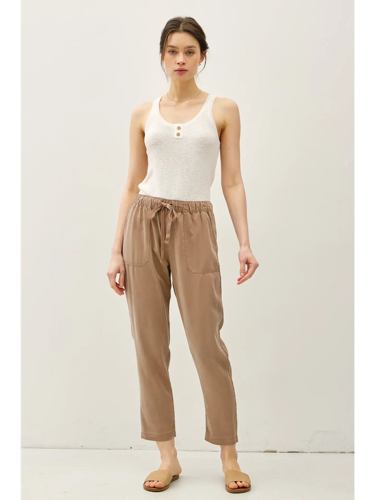 Erica Tencel Tapered Pants Dark Taupe